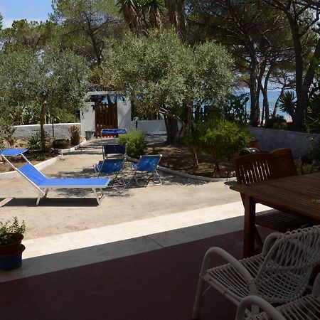 קאלה ליברוטו Apartments Villa Corrias מראה חיצוני תמונה