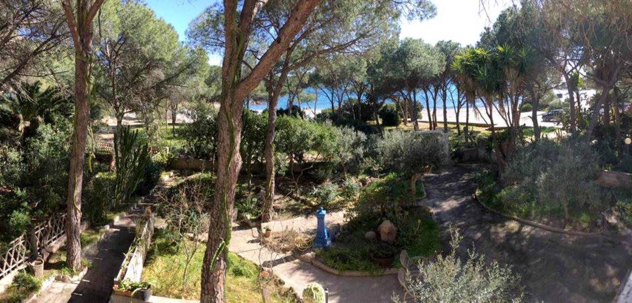 קאלה ליברוטו Apartments Villa Corrias מראה חיצוני תמונה