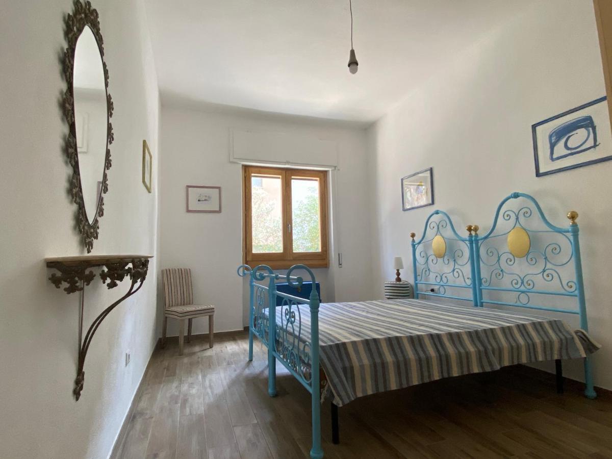 קאלה ליברוטו Apartments Villa Corrias מראה חיצוני תמונה