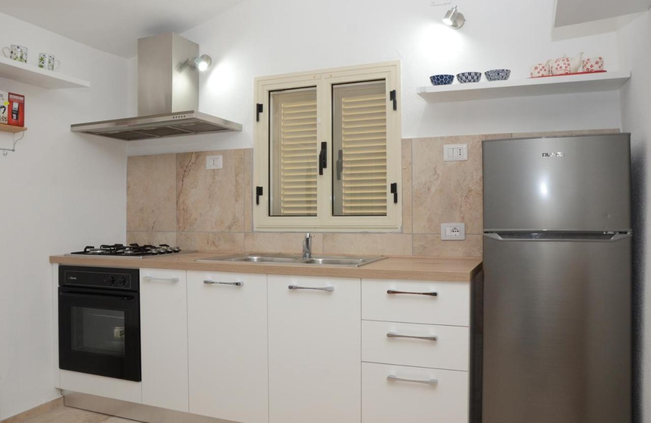 קאלה ליברוטו Apartments Villa Corrias מראה חיצוני תמונה